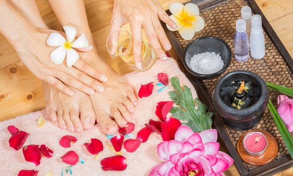 Nail and Foot Spa in Phoenix